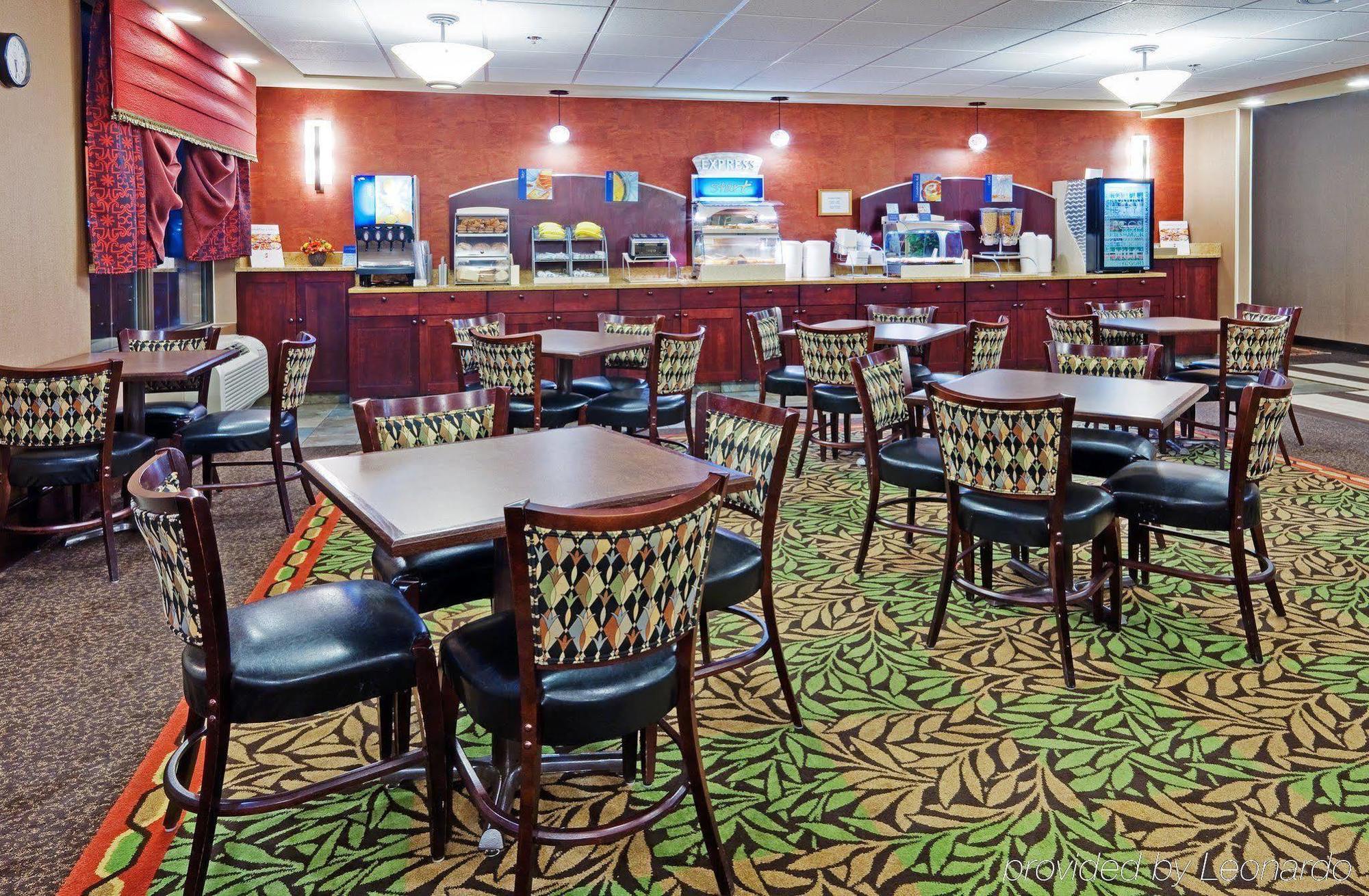 Holiday Inn Express Harrisburg East By Ihg Restaurace fotografie